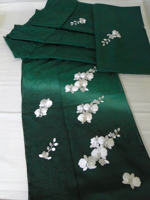 【絹工房29】高級手縫仕立付★新品最新柄★本刺繍・胡蝶蘭柄訪問着★希少品・限定品！ 胡蝶蘭 絹工房☆高級手縫仕立付☆限定品・胡蝶蘭柄訪問着 総刺繍 絹工房☆高級手縫仕立付☆京友禅・胡蝶蘭柄訪問着 絹工房☆高級手縫仕立付☆極細本刺繍・胡蝶蘭柄訪問 桜