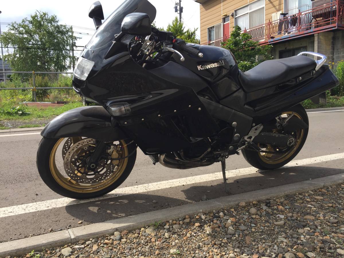 かさん専用 ZZR1100 カワサキ 車検整備 KAWASAKI オート ZZR1100は世界的に