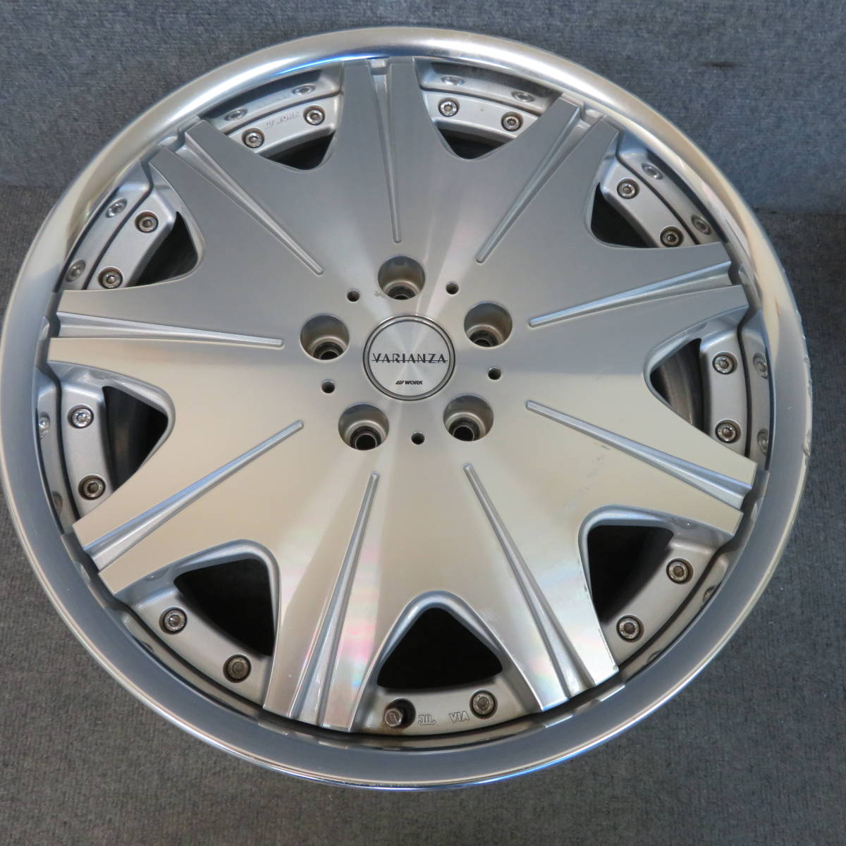 WORK VARIANZA V5S 19インチ 19X8.5JJ +43 PCD 114.3⁄5H 4本 JAPAN(