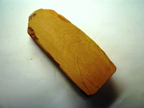 7-90 天然砥石　正本山　向ノ地町赤ピン 157x60x38mm 813g 梅ケ畑砥石　中勝 山本男系山主精選　大工道具　剃刀　刀剣　包丁 鉋 鑿 鋸 庖
