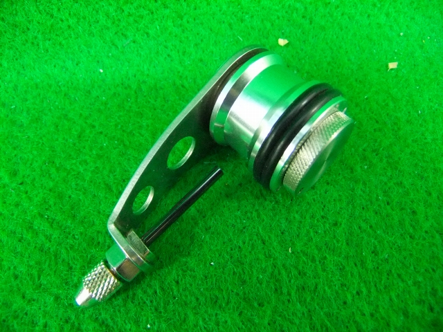 中古商品　シャウト　ボビン式ノッター　　（G-)