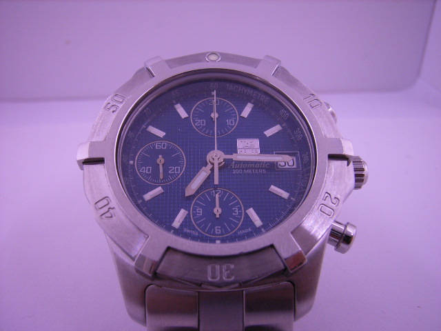 定価20万【タグホイヤー2000エクスクルーシブCN2112クロノグラフ】