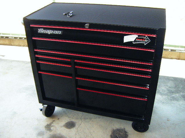 新品 スナップオン Snap-on 工具箱 KRH4210KPLU ツールボックス ロールキャブ キャビネット 黒/クロ 定価394800円