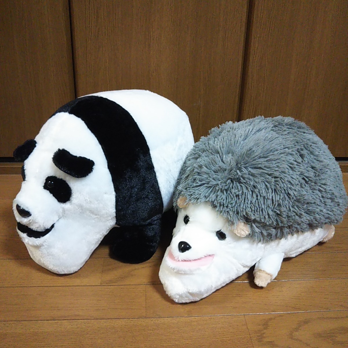 送料無料 即決　2種類セット シャクレルプラネット　シャクレルBIGぬいぐるみ　シャクレルハリネズミ/パンダ　新品　非売品　紙タグ付き 