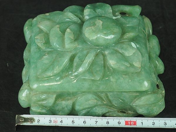 中国古玩 清時代 翡翠彫刻花紋蓋物 重さ946g 唐物 AF5390 【公式通販】