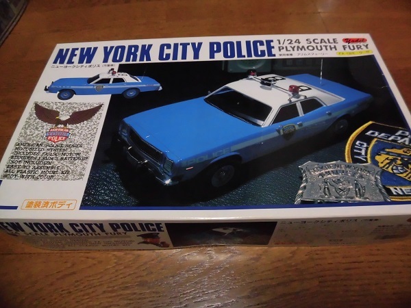 【絶版・希少】ヨーデル 1/24 NY市警察 プリムスフューリー プラモデル ヨーデル 1/24 2 プリムスフューリー ニューヨークシティポリス 市警察