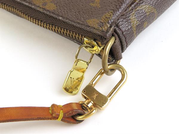 1円～ ルイ・ヴィトン アクセソワール M40712 ポーチ モノグラム LOUIS VUITTON 中古 1円 M40712 LOUIS 超美品ルイヴィトン CH204 c124