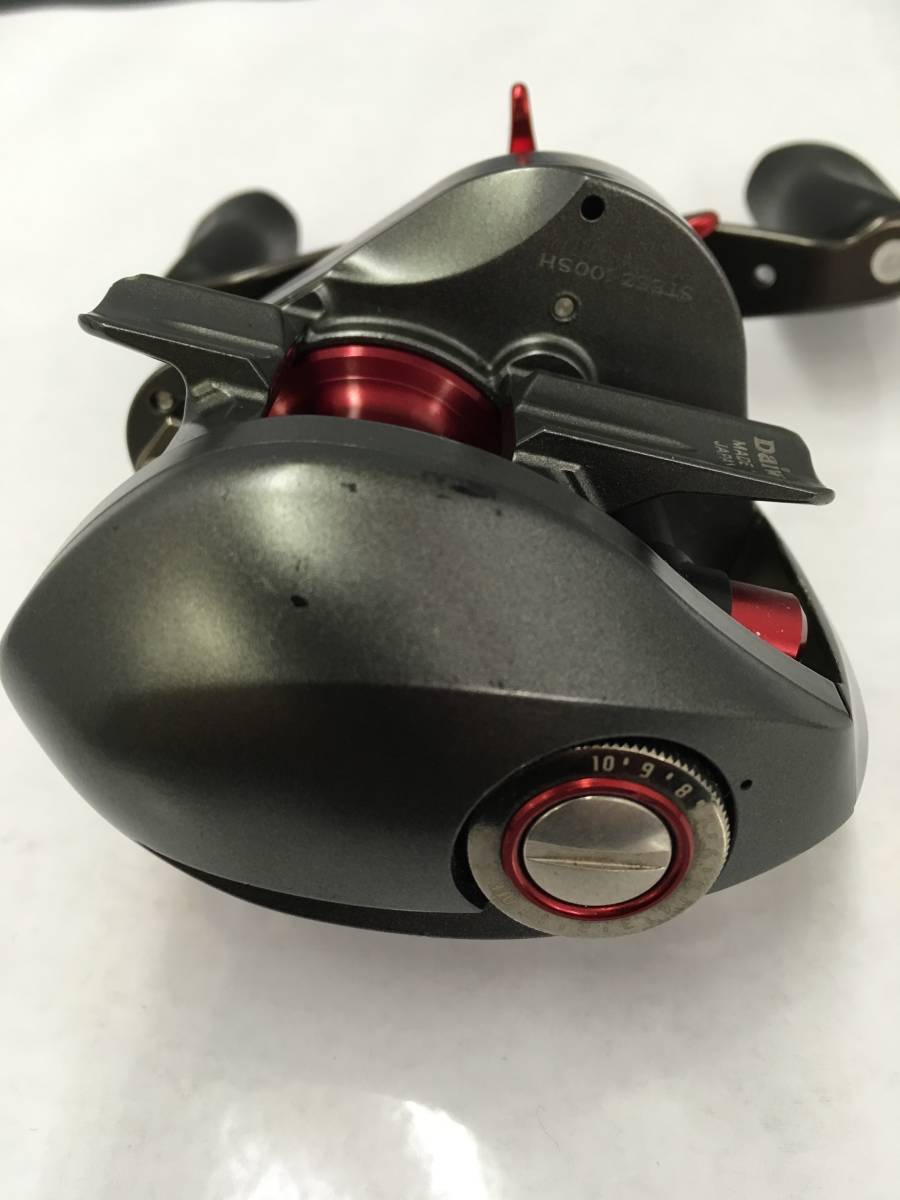 DAIWA STEEZ 100SH ジャンク品 パーツ破損あり ダイワ スティーズ 100SH ジャンク品 ダイワ DAIWA 100H バス