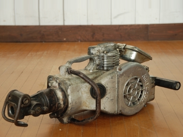 【マルゼン/ポータブルロックドリル/携帯用エンジン削岩機/斫り/ハツリ/はつり/MA120】E掘削土木工事道路