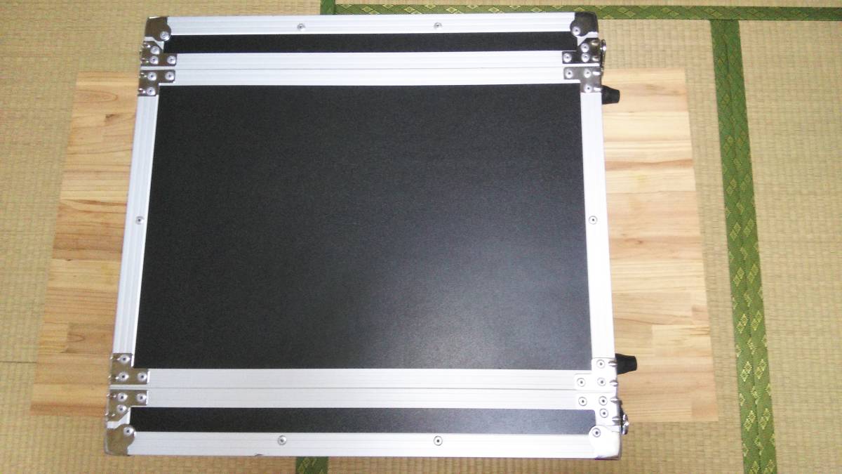 ２U　ラックケース　黒_2