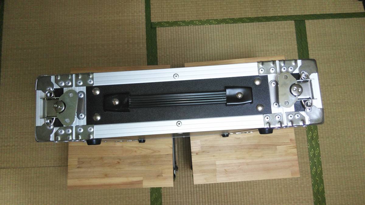 ２U　ラックケース　黒_4