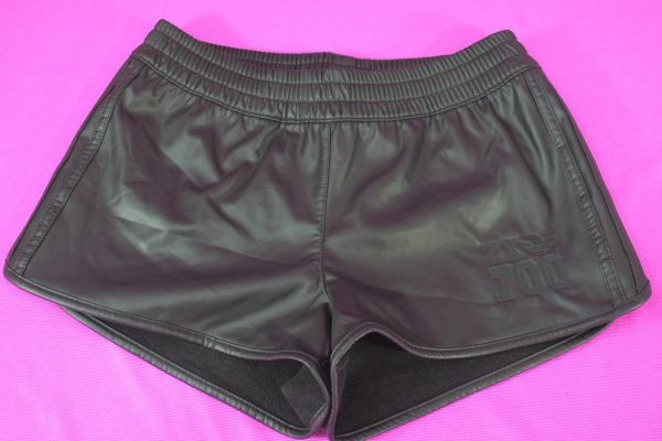 【2025，SALE】 r2_1432 極 ADIDAS アディダス オリジナルス ZX700 ネオレザー レディース ショートパンツ ホットパンツ BLK L(ボトムス)｜売買されたオークション情報、yahooの商品情報をアーカイブ公開 - オークフ 女性用