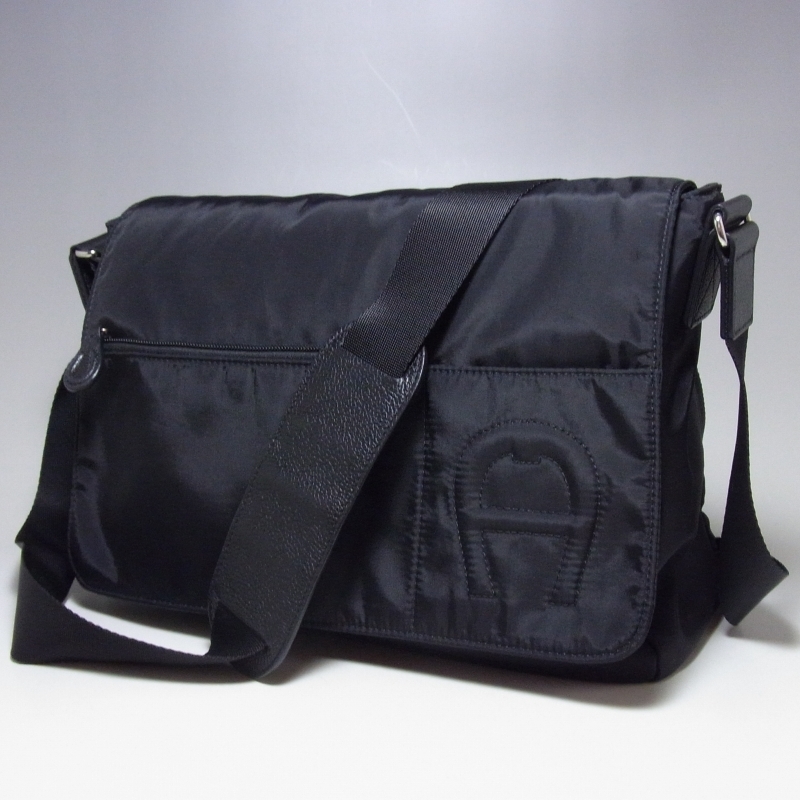 ○アイグナー/AIGNER ショルダーバッグ レザー ナイロン ブラック 黒