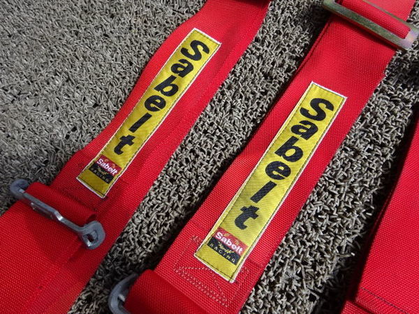 Sabelt サベルト カムロック 4点式 シートベルト 3インチ レッド 赤 汎用品 ドリフト ドリ車 レースに