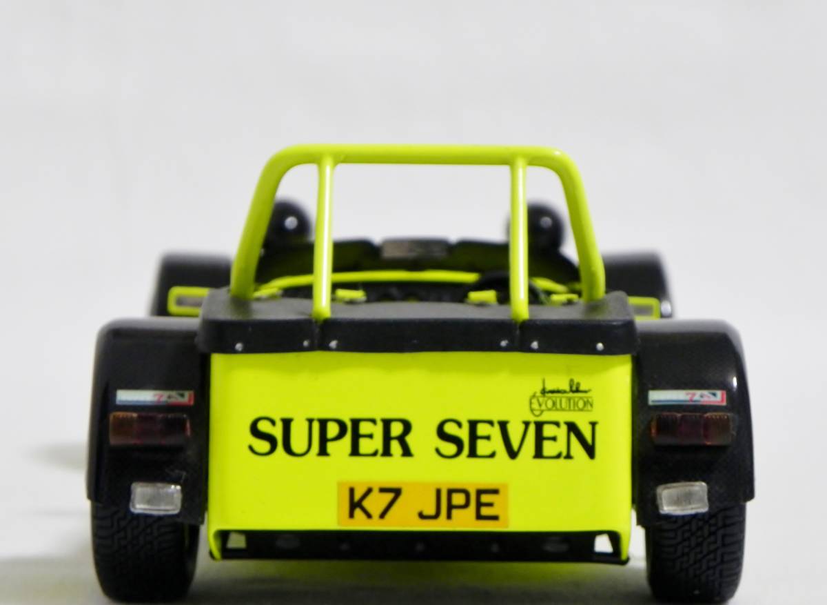 KYOSHO 1⁄18 CATERHAM SUPER SEVEN JPE Yellow 京商