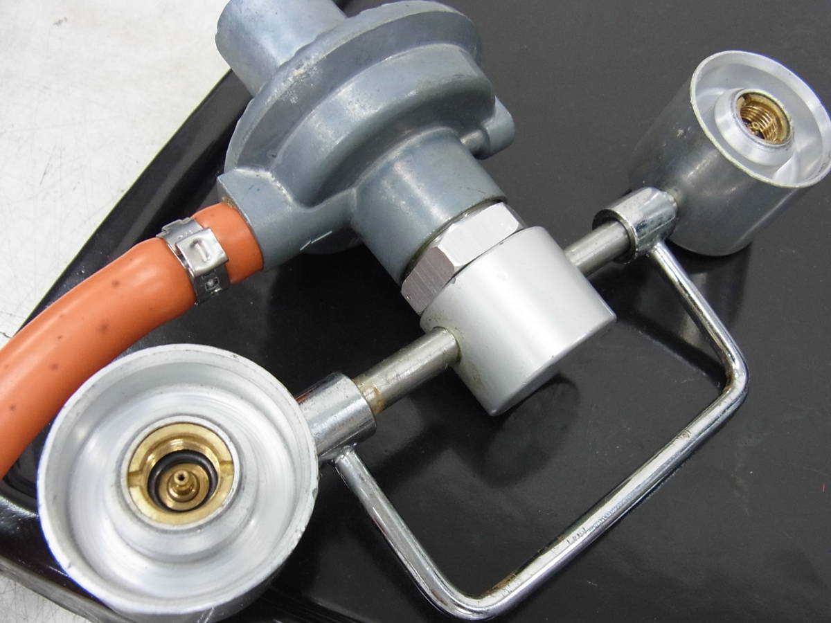 Coleman コールマン ロードトリップ ロードトリップグリル (2000017066 (コールマン) ツインガスバーナー 0 ロード II LXE-J グリル LXE-JⅡの通販｜キャンプ用品のコールマン ロードトリップグリルエクスカーション用の ツインパックステー 商品一覧