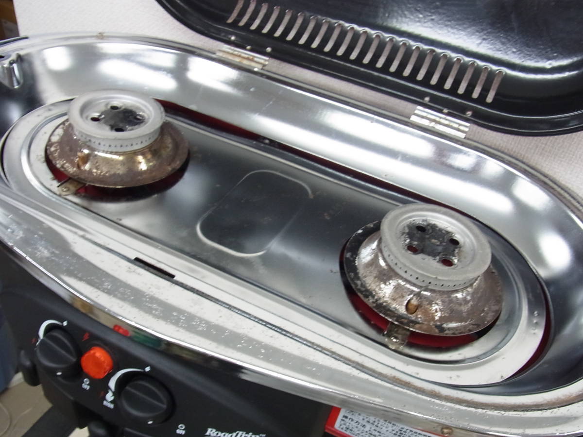 Coleman コールマン ロードトリップ ロードトリップグリル (2000017066 (コールマン) ツインガスバーナー 0 ロード II LXE-J グリル LXE-JⅡの通販｜キャンプ用品のコールマン ロードトリップグリルエクスカーション用の ツインパックステー 商品一覧