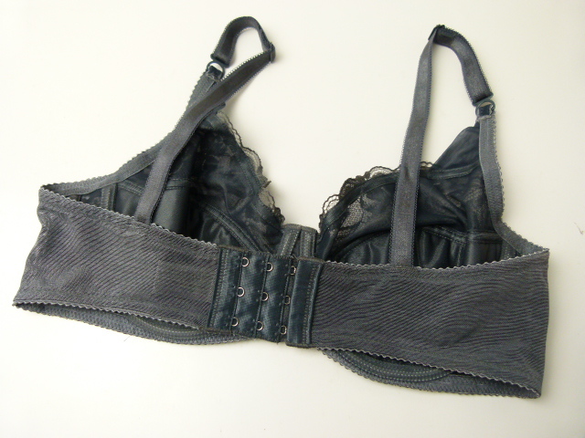 35810009♪ダイアナ 補正 ブラジャー D75 グレー系♪ 全ての女性を応援