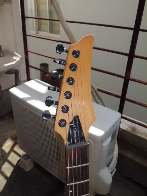 Ｃｏｂｒａｎギター　ジャンク扱いで