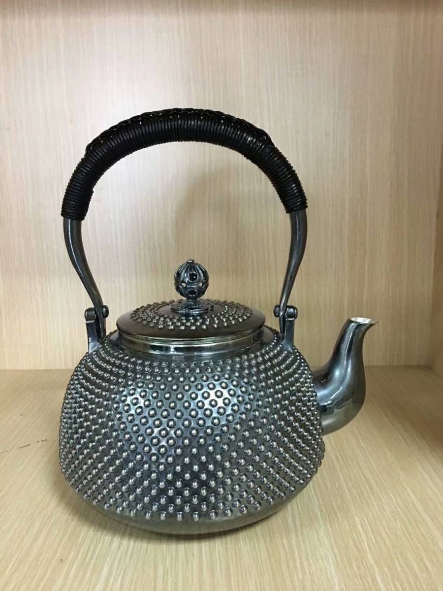 純銀保証 光南造 釜形 霰打 湯沸 丸形透摘 純銀瓶