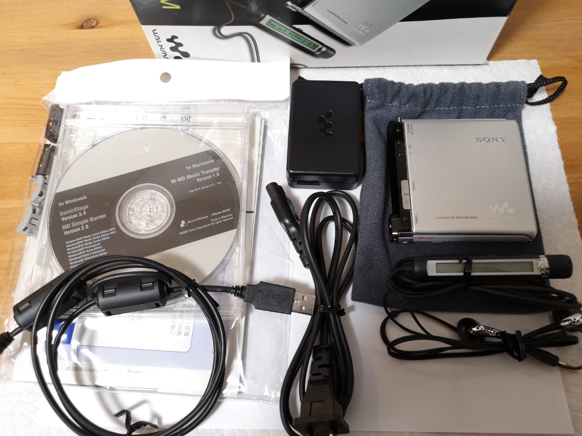 かなりの美品！SONY□Hi-MDウォークマン□MZ-RH1□動作確認済み