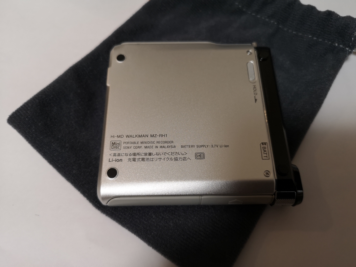 かなりの美品！SONY□Hi-MDウォークマン□MZ-RH1□動作確認済み