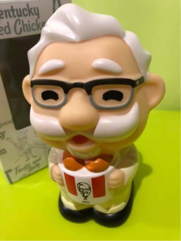 カーネルサンダースのYahoo!オークション(旧ヤフオク!)の相場・価格を
