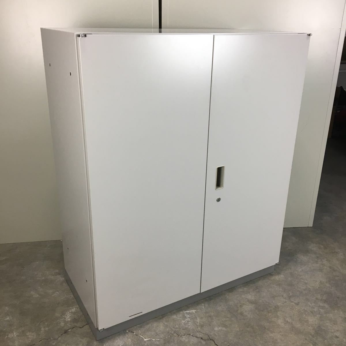 セット 販売 イトーキ 鍵付き書庫 シンラインキャビネットHTM-109HSS 