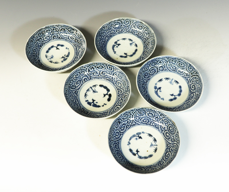 江戸時代作 古伊万里 染付 蛸唐草に松竹梅文 皿 五客（径14.2cm