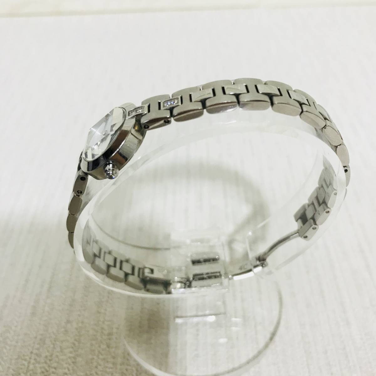 輝きの品☆4℃（ヨンドシー）レディース腕時計 シルバー 作動品 