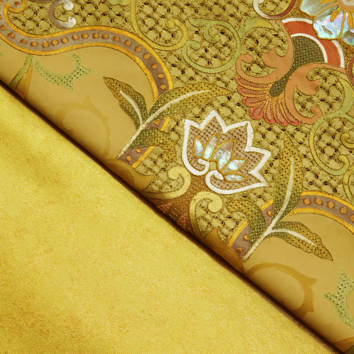 ★きもの北條★　特選　汕頭刺繍　スワトウ　螺鈿　引箔地　更紗文様　重厚華麗な刺繍の美　金　袋帯 A229-24 【中古】 スワトウ 卸問屋本決算SALE 総汕頭（スワトウ）刺繍 美品 特選 特選手加工染め手刺繍