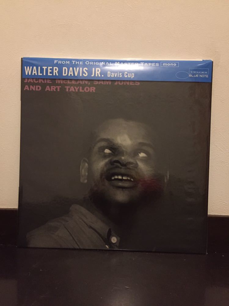 Davis Cup Walter Jr. - Note Blue ⁄ – | Davis, Jr: Jr WALTER Album