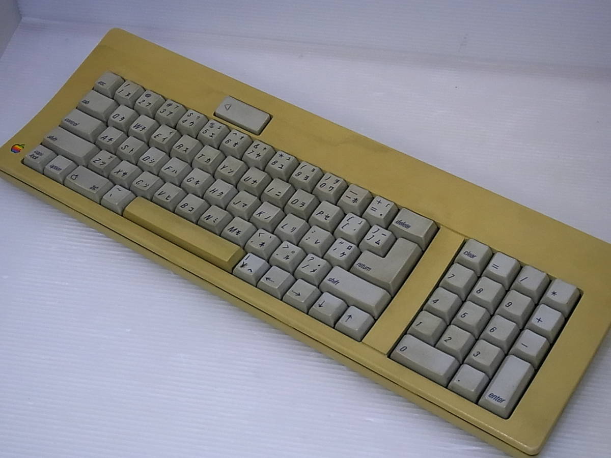 T268◇オールドマック◇キーボード◇Apple Keyboard M0116J◇ADB 