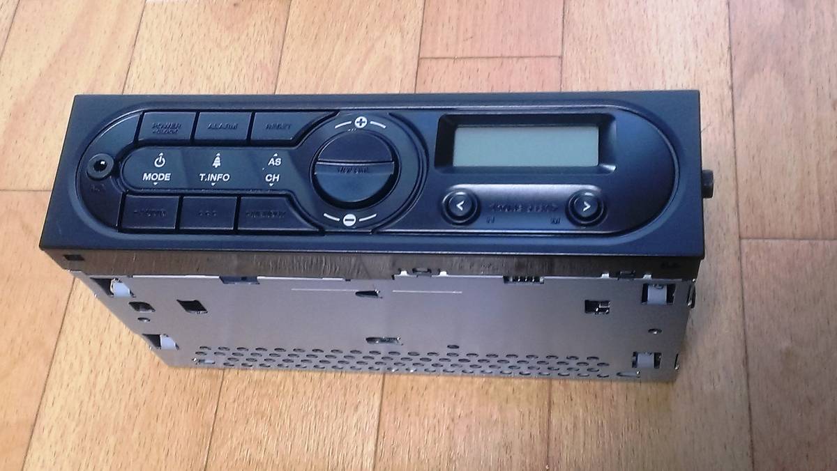 □24V トラック用 ラジオ AUX付き！ 新車外し！ 複数台可！ 【公式通販】