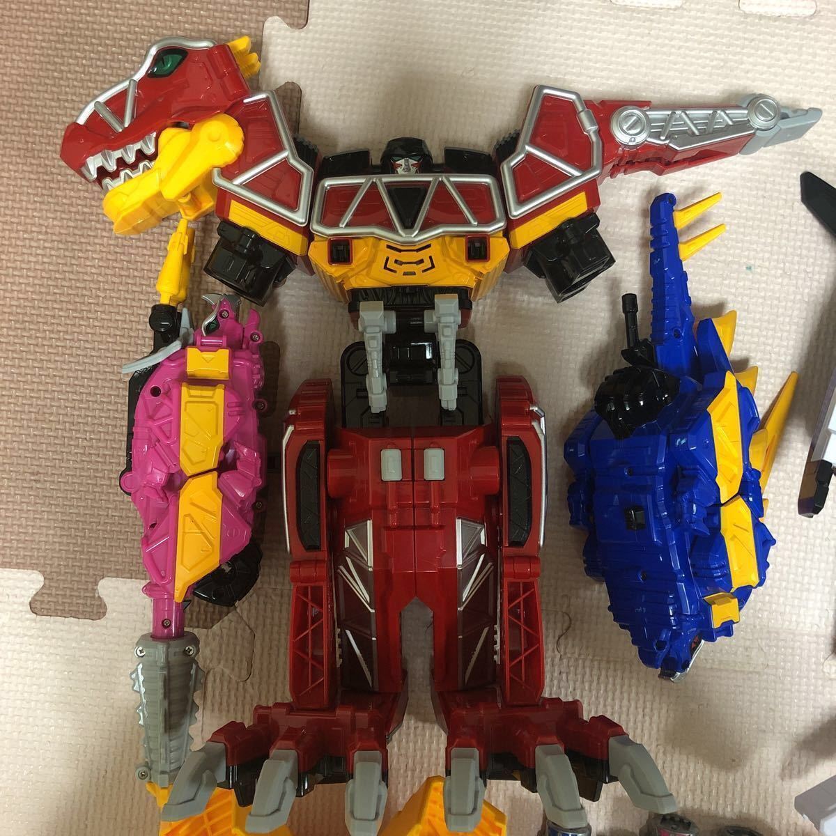 獣電戦隊キョウリュウジャー 爆裂キョウリュウジン、ロボット、変身