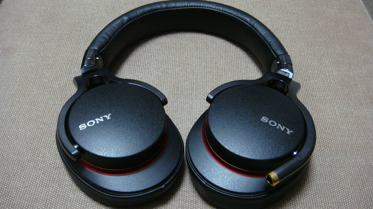 SONYヘッドホン MDR-1A 中古品 ステレオヘッドホンMDR-1A（B）ブラック