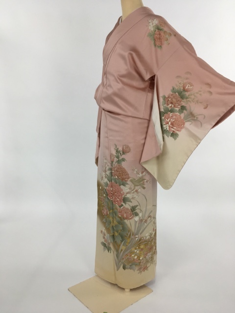 バイセル 着物 名品 訪問着 薄ピンク 牡丹 梅 鳥 菖蒲 金彩 正絹 袷（10月～5月） 162cm Mサイズ☆☆☆☆