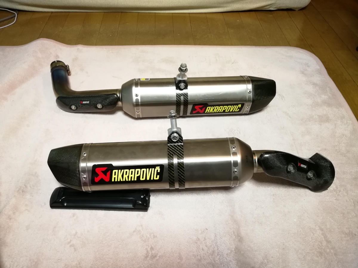 AKRAPOVIC チタン スリップオン YZF-R1 アクラポビッチ フルエキ