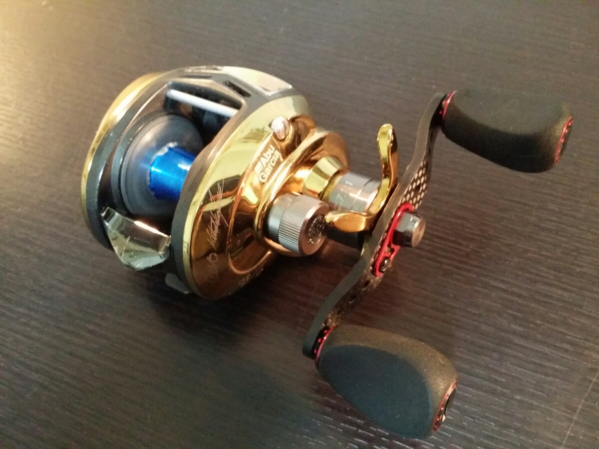 機能良好 ABU GARCIA アブガルシア revo akatsuki レボ アカツキ 暁