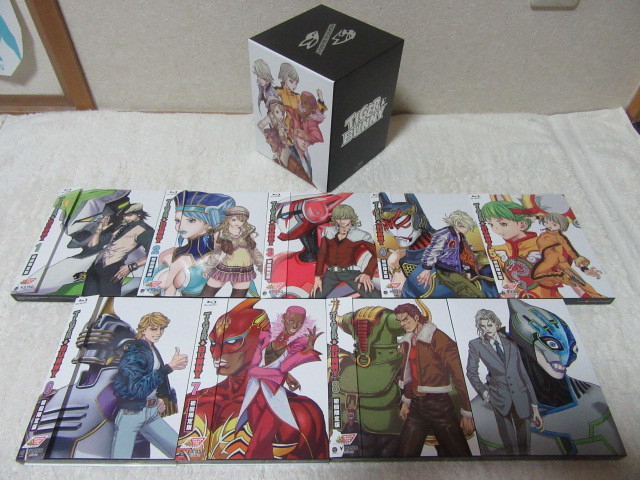 TIGER&amp;BUNNY(タイガー&amp;バニー) 初回限定版 Blu-ray ★TIGER＆BUNNY★初回全9巻セット★BD★ブルーレイ★タイガー＆バニー★即決★送料込み★