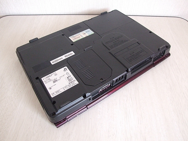 ☆高速SSD搭載 LIFEBOOK AH550/5A Core i5 2.40GHz/4GB/SSD 240GB 