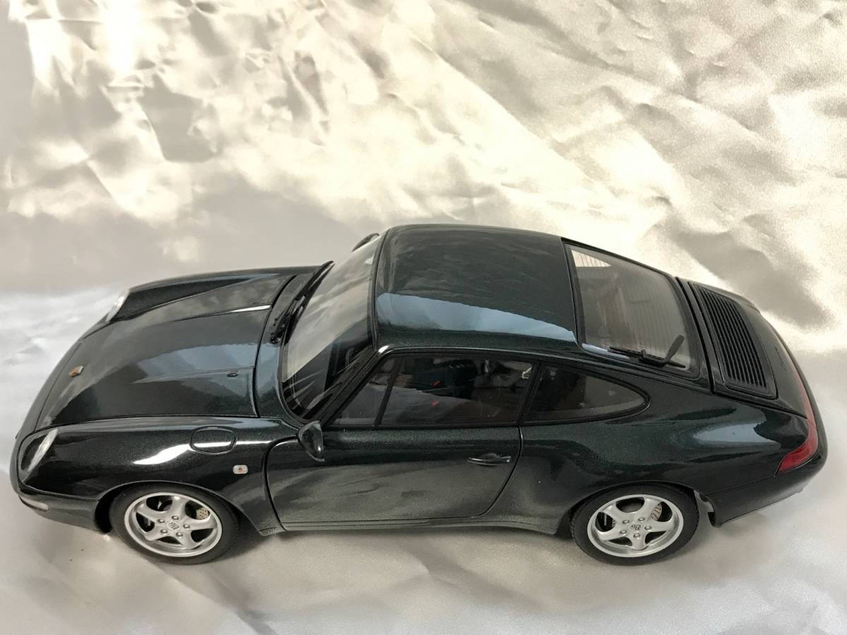 Porsche AUTOart 1/18 PORSCHE タイプ911 （993） CARRERA ポルシェ