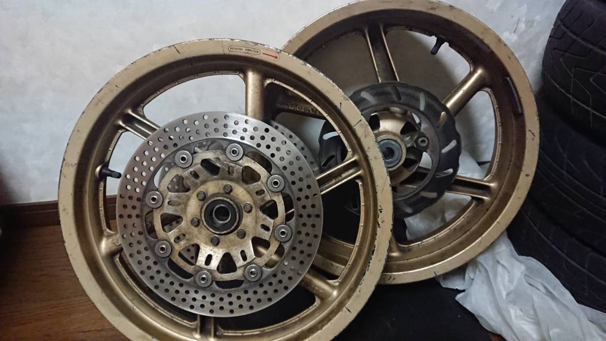 NSR250R フロントホイールMAGTEK ゴールド