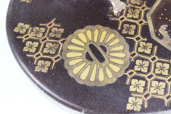 時代 太刀掛け 総梨地金蒔絵家紋入鍔図 刀掛 刀装具[P13]