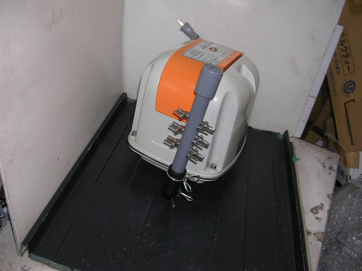 安永　AP-30　 6孔分岐管付エアーポンプ