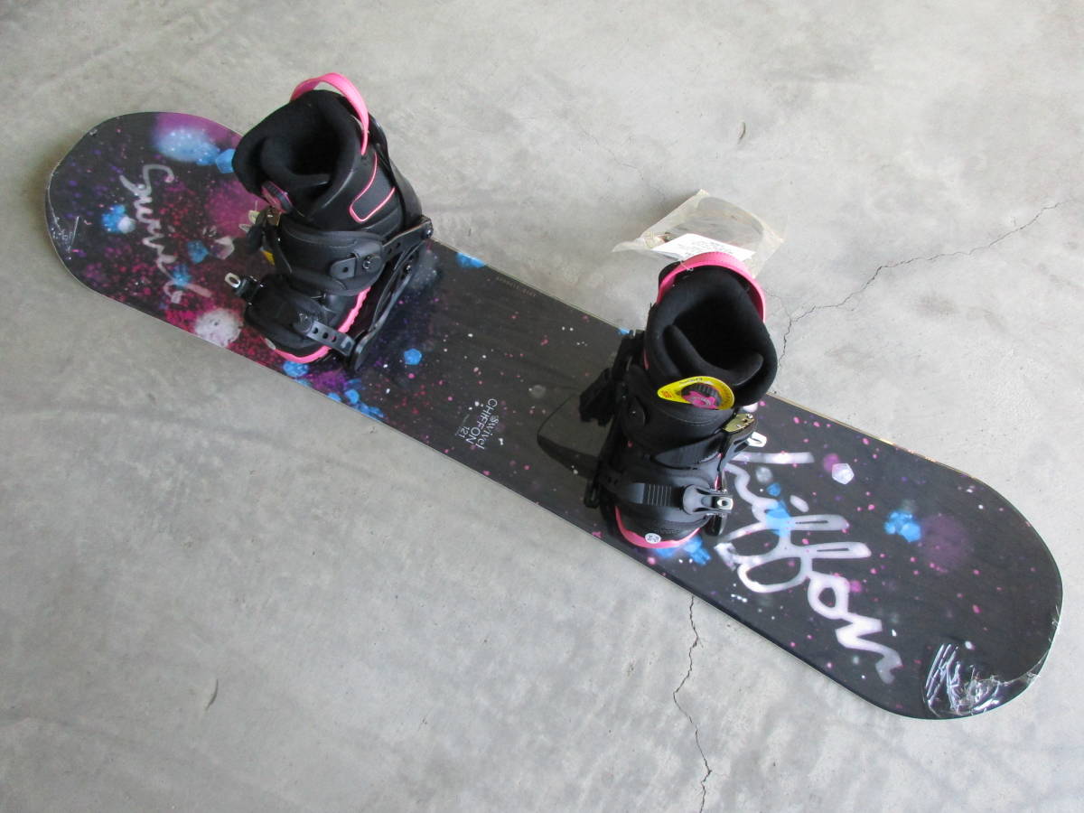 ☆新品送料無料☆子供用スノーボード 3点セット　新品ボード SWIVEL 121cm & 新品バイン TWO B ONE & 未使用BOAブーツ CSB 20～21cm