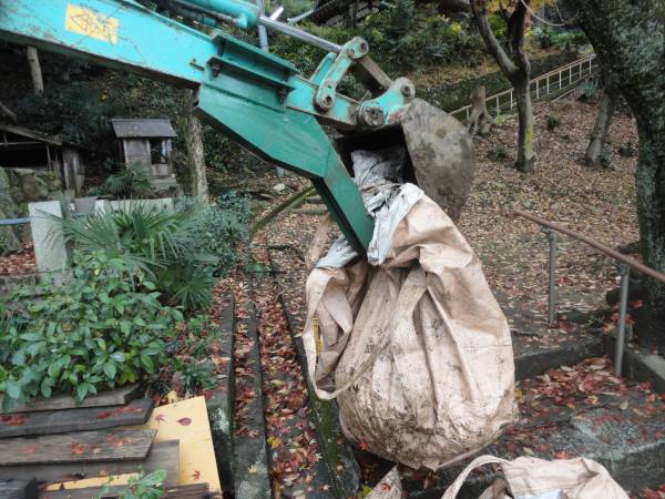 ☆ ユンボハサミ ③超便利ボルト着脱式バケット・フォーク 溶接不要！2 