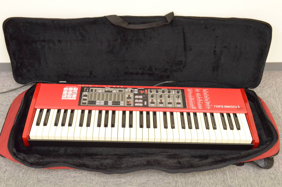 ノードエレクトロ3 Clavia Nord 61Key 純正ソフトケース付 nord electro 3 / 61 CLAVIA シンセサイザー/キーボード その他 商品