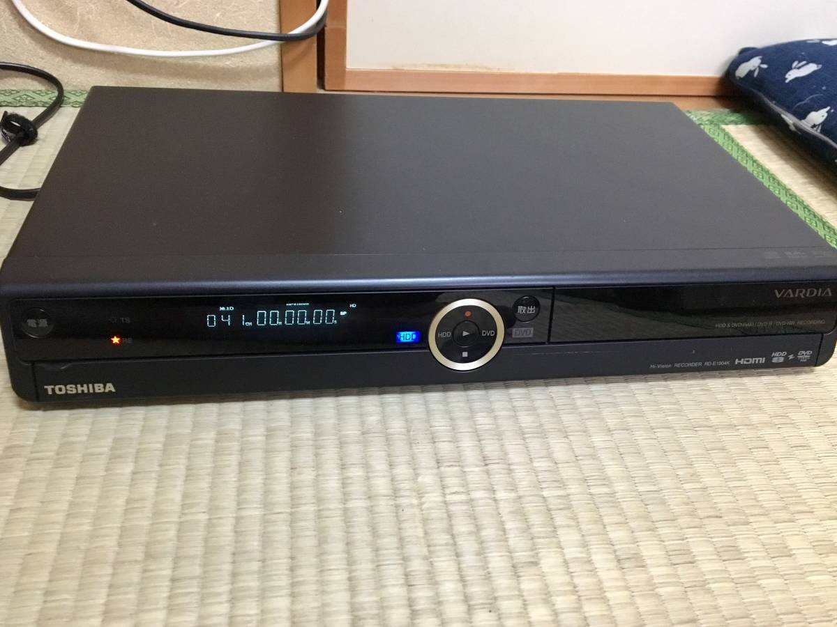 VARDIA TOSHIBA | 地上・BS・110度CSデジタルチューナー搭載 RD-E1004K