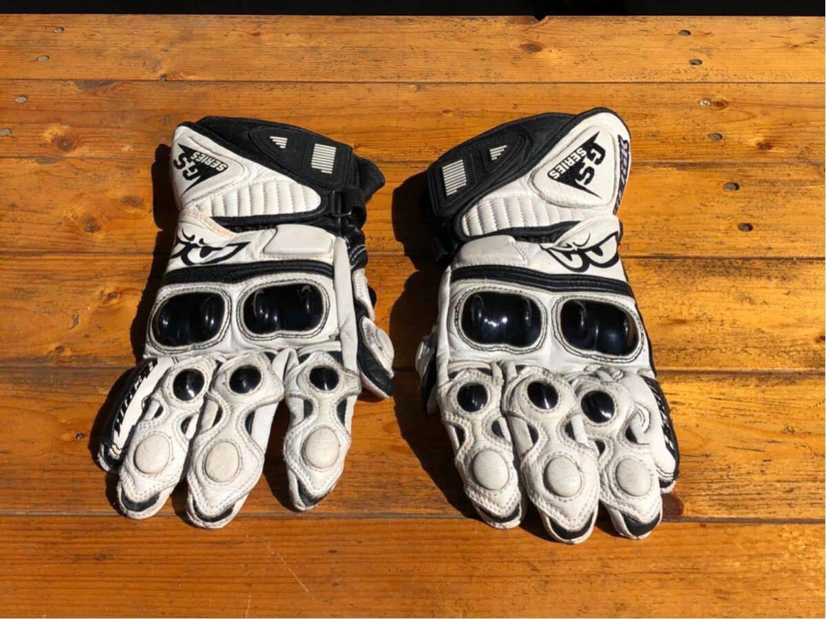 ☆BERIK ベリック レーシンググローブ Mサイズ 1レースのみ使用 